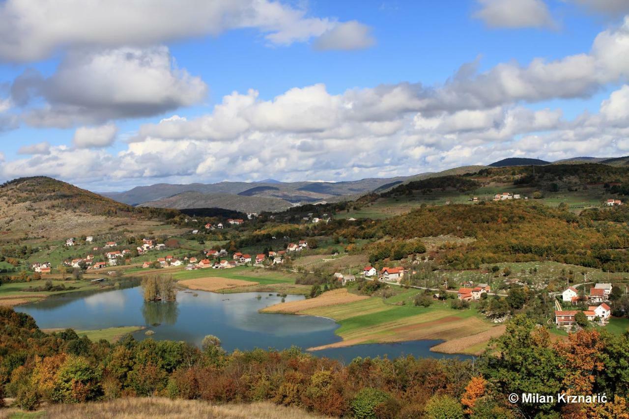 Apartman Ana Daire Otočac Dış mekan fotoğraf